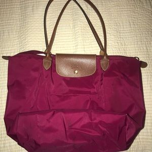 Long Champ Medium Tote Bag